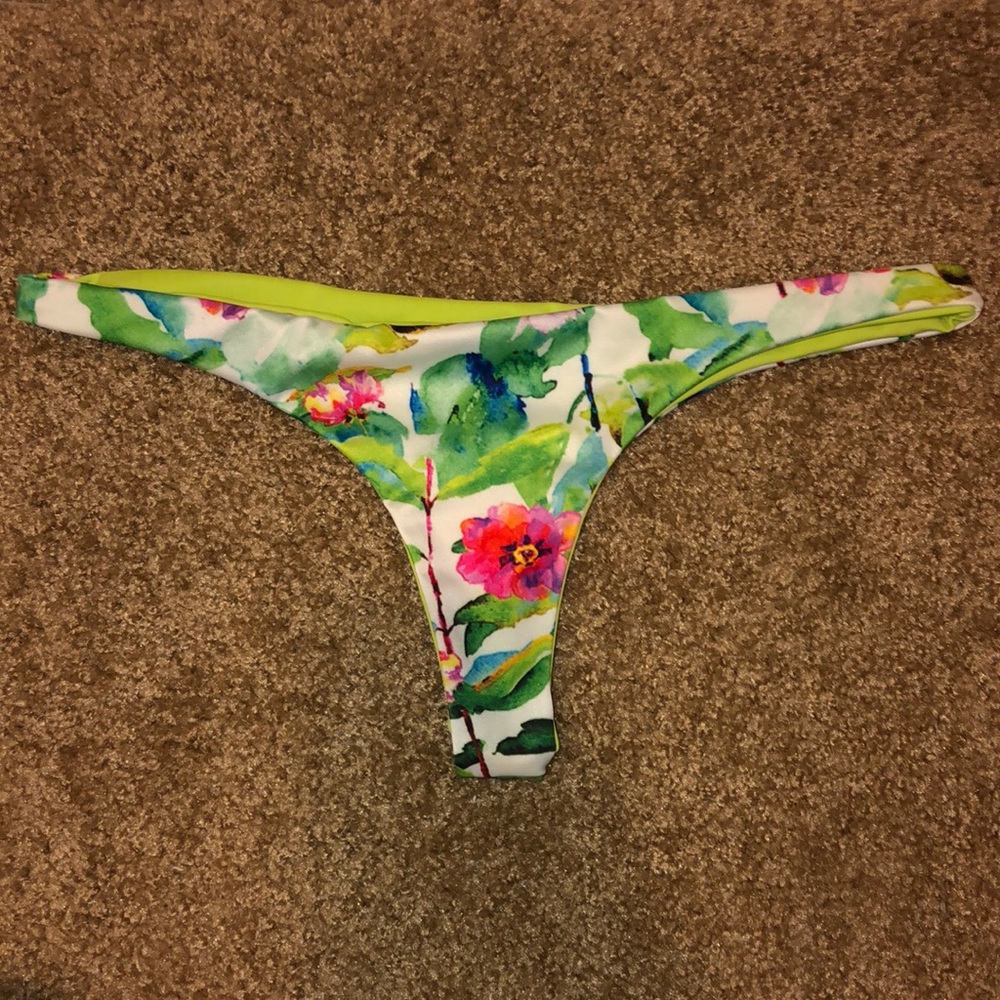 Reversible Lali & Layla thong bikini bottom